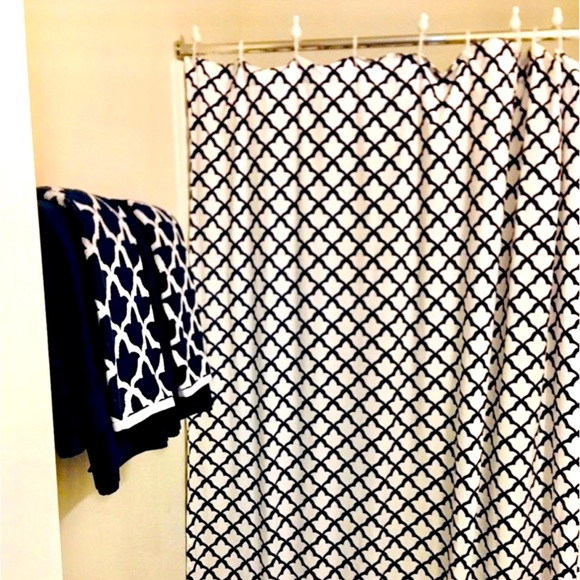 NEW Pottery Barn Navy Blue & Cream Trellis Shower Curtain 72x72 - Picture 1 of 6